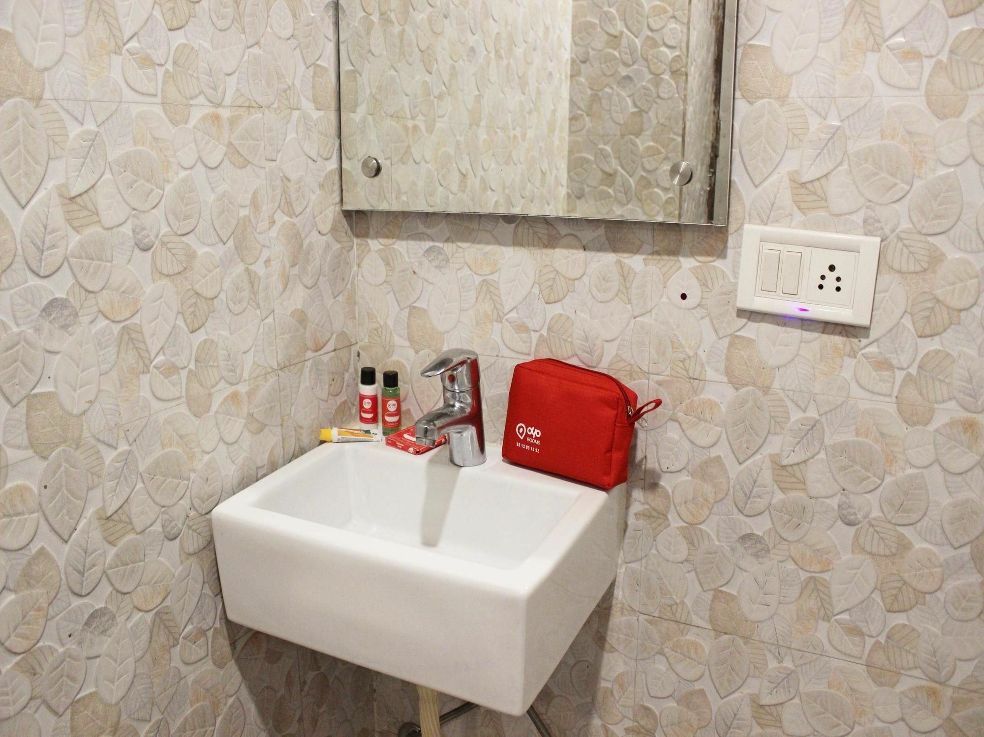 Oyo Rooms New Delhi Railway Station Exteriör bild
